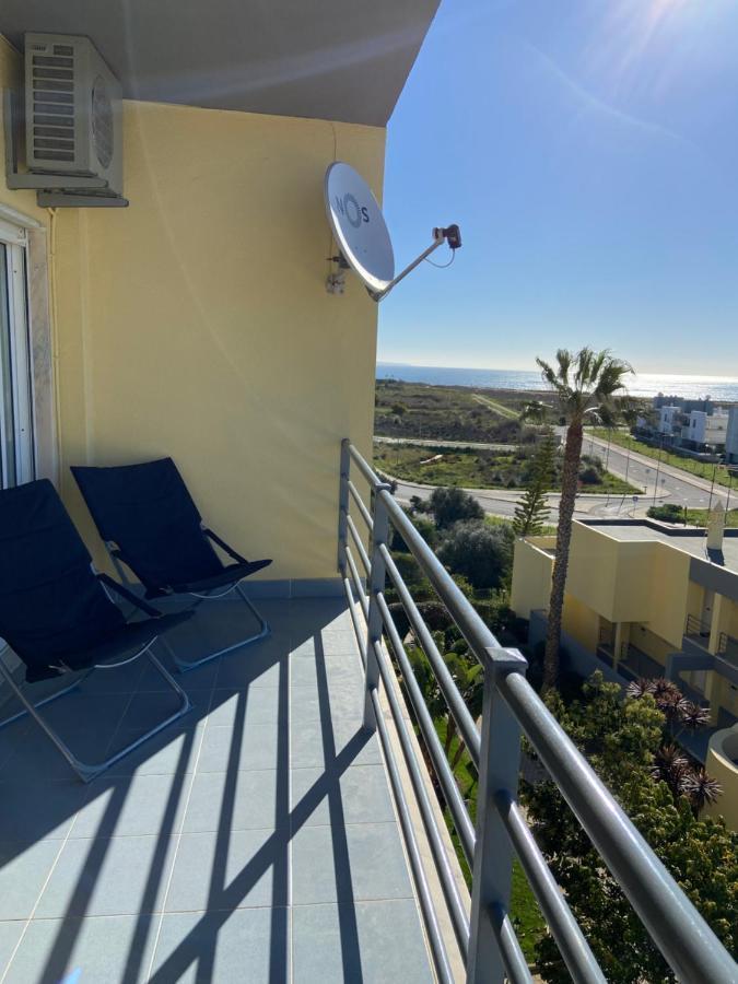 לאגוּ‏ש Condominio Do Mar מראה חיצוני תמונה