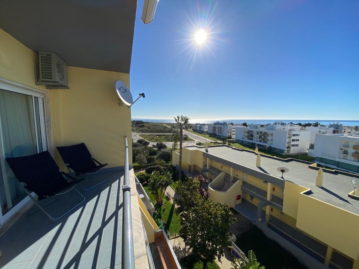 לאגוּ‏ש Condominio Do Mar מראה חיצוני תמונה
